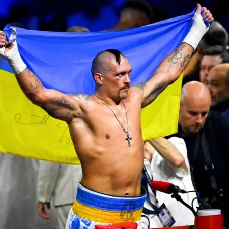 Олександр Усик